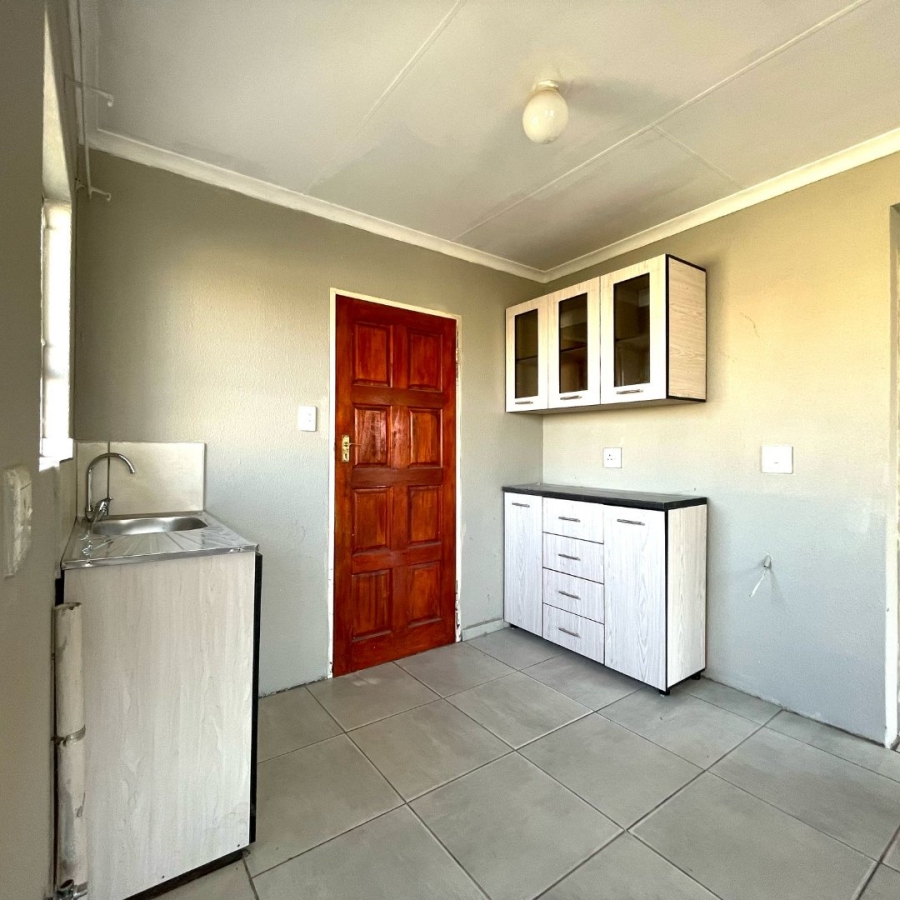 2 Bedroom Property for Sale in Harry Gwala Free State